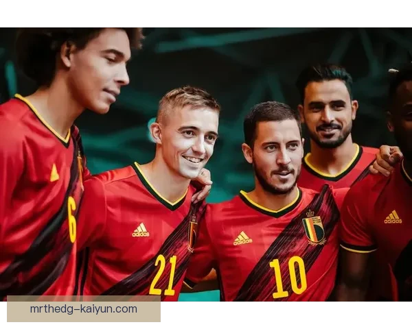 欧洲超级杯经典对决回顾与分析,展现历史辉煌与竞争态势 欧洲超级杯经典对决回顾与分析,展现历史辉煌与竞争态势